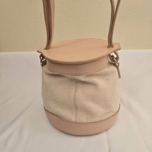 Ora Era Nude Milkcan Leather Crossbody Bag, NWOT - Picture 4 of 11